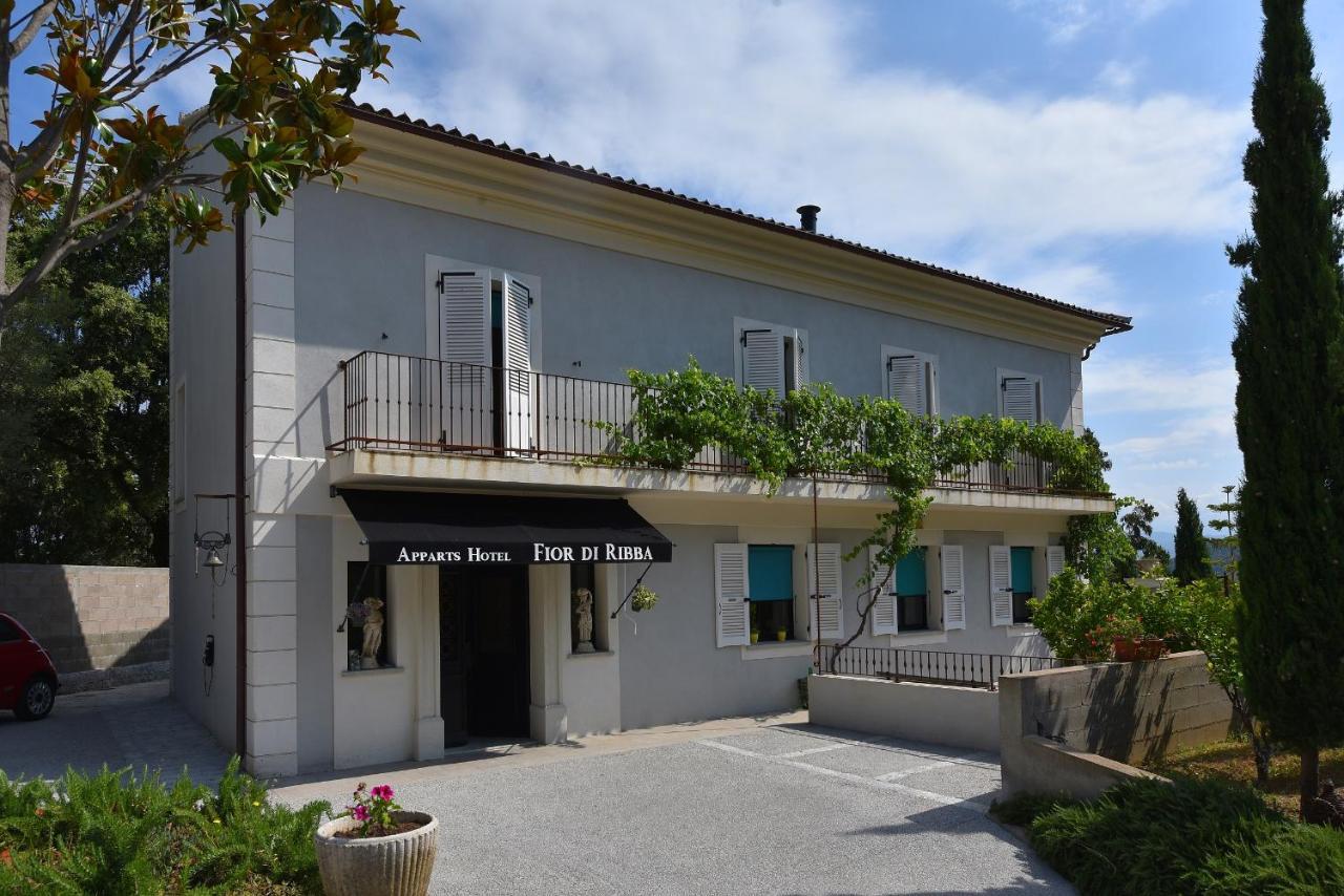 Appart'Hotel Fior Di Ribba Sartène Екстериор снимка